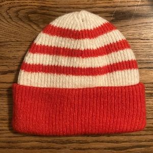 Zara Beanie NWT unisex